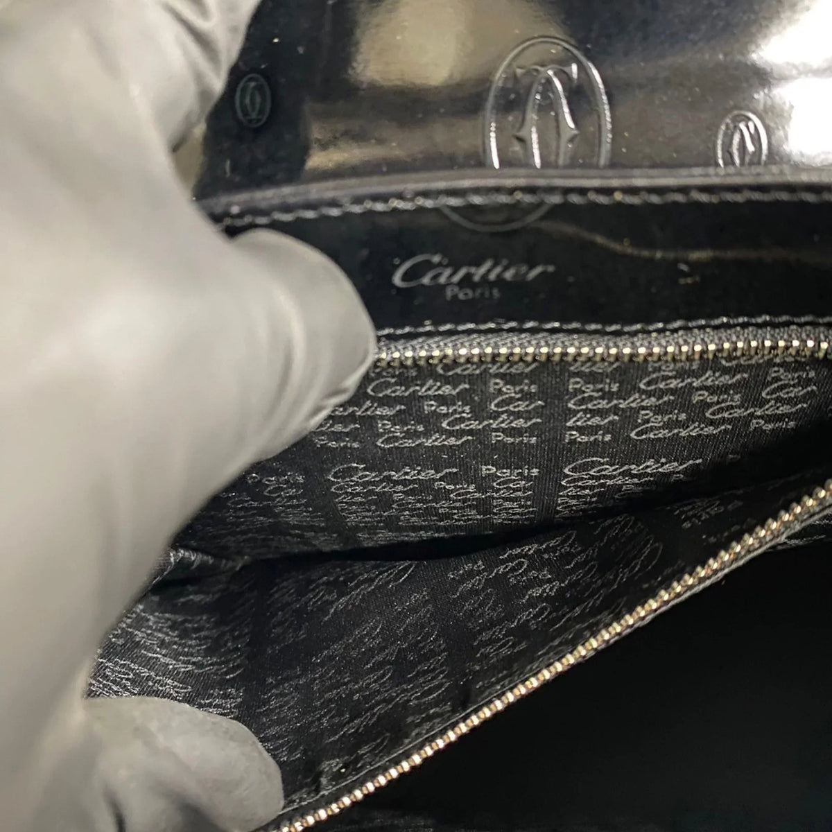 Pre-Owned CARTIER Happy Birthday Turnlock Patent Leather Handbag Black 19374 (Good)