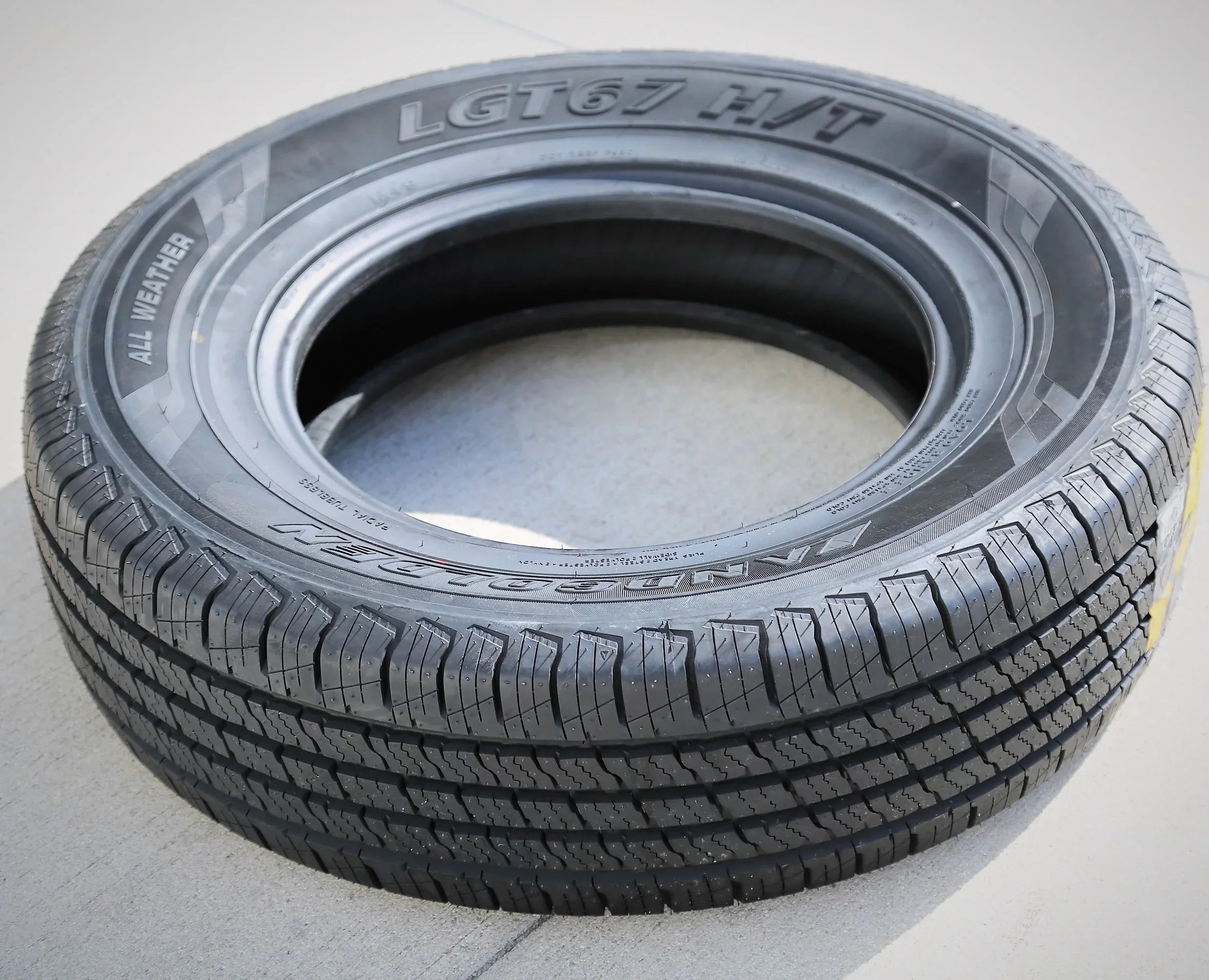 Landgolden LGT67 H/T 275/60R20 114T H/T All Sizeeason Tire
