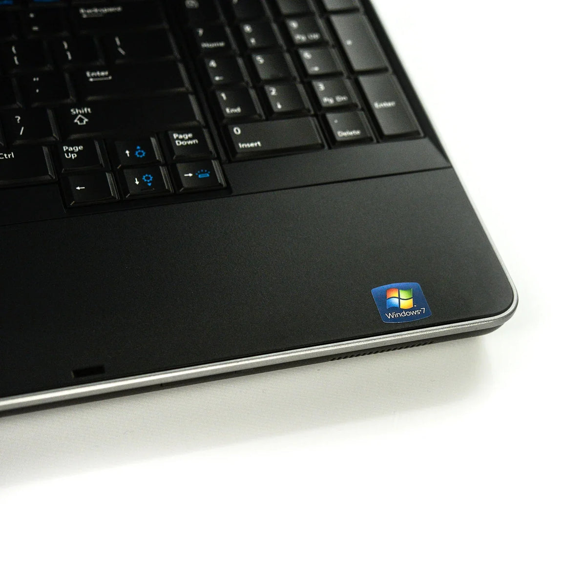 Used Dell Latitude E6540 Laptop i7 Dual-Core 4GB 256GB SizeSizeD Win 10 Pro B v.WCB